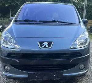 Peugeot 1007