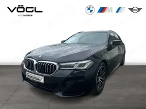 BMW 530 d xDrive Touring M Sportpaket Sportfahrwerk DAB Sh