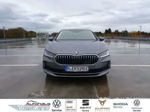 Skoda Superb Combi LK 1.5l TSI iV 110kW Matrix HuD Navi Leder