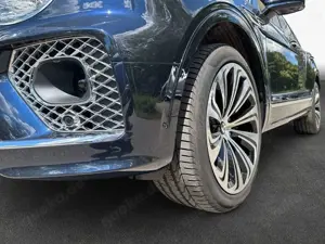 Bentley Bentayga New Bentayga V8 First Edition