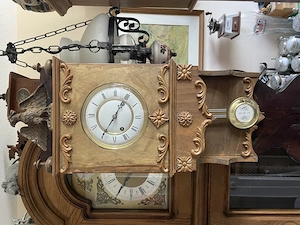 Wanduhr Regulator mit Adleraufsatz  oder Kuckuck , 