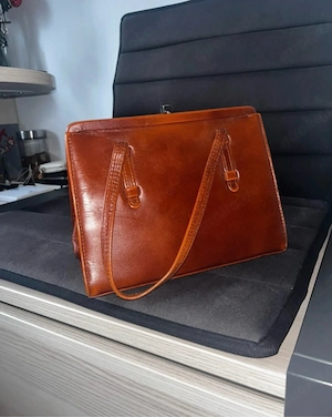 braune Leder Handtasche 