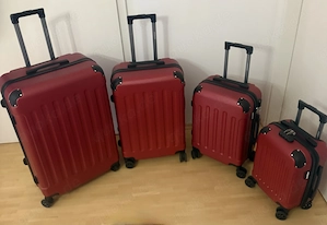 4 teiliges AREBOS Hartschalenkofferset rot
