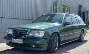 Mercedes-Benz E 320 E 320 T Sportline AMG 7-Sitzer