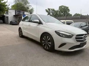 Mercedes-Benz B 200 d 8G-DCT