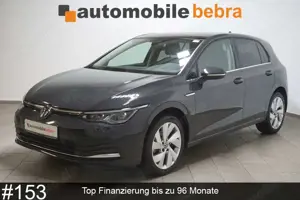 Volkswagen Golf 8 2.0TDI DSG Style Virtual Pano Navi SHZ