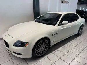 Maserati Quattroporte Sport GT S Carbon S-Dach Bi-Xen