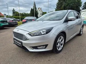 Ford Focus 1.5 TDCi Titanium Leder/PDC/Navi