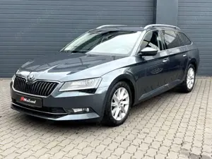 Skoda Superb Combi 2.0 TDI*Navi*AHK*Leder*Xenon*1.Hd.*