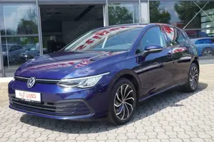 Volkswagen Golf VIII Life eTSI DSG LED Navi ACC Totwinkel