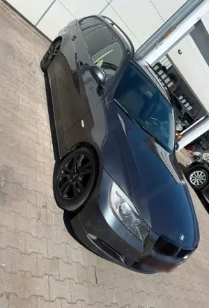 BMW 320 320d DPF Touring