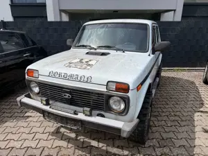 Lada Taiga