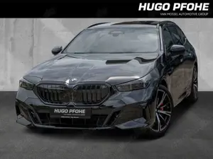 BMW 223 540d xDrive Touring A Kombi.  kW. 5-türig