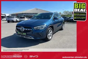 Mercedes-Benz GLA 220 d Style AHK+LED+Navi+SHZ+KlimaA+SKRWKR