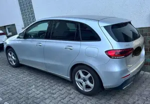 Mercedes-Benz B 200 B-Klasse 7G-DCT Progressive