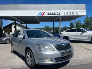 Skoda Octavia OCTAVIA COMBI "FAMILY" 1.4TSI-DSG/LACKSCHÄDEN