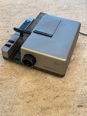 Zeiss Ikon Unimat 250 A Dia Projektor mit 4 Diakästen