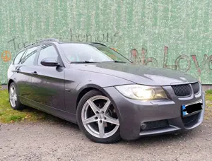 BMW 320 320i Touring