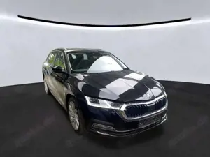 Skoda Octavia Combi 2.0 TDI DSG STYLE +CANTON +PANO +MATRIX +AC