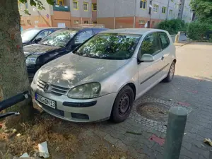 Volkswagen Golf 1.6 Trendline Zahnriemen/Kupplung neu