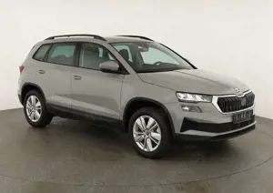 Skoda Karoq Selection 2.0 TDI DSG 4x4 Selection, AHK, Navi,...