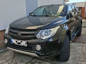 Mitsubishi L200 Top Doppelkabine 4WD