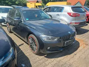 BMW 320 d xDrive Touring*Head-Up*Panorama*LEDER*