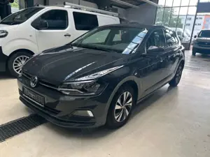Volkswagen Polo VI Comfortline Automatic