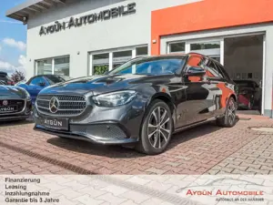 Mercedes-Benz E 300 de T-Modell Avantgarde Night  / Panorama