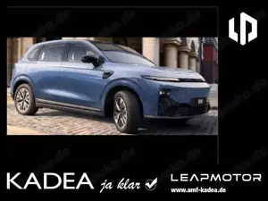 Leapmotor B10 BEV KAMERA+LED+PANORAMA+ACC+NAVI