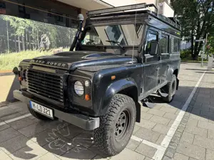 Land Rover Defender 110 Station Wagon S