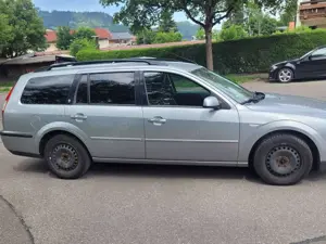 Ford Mondeo Ford Mondeo Turnier Ghia Benziner 1.8 TÜV 12/2026