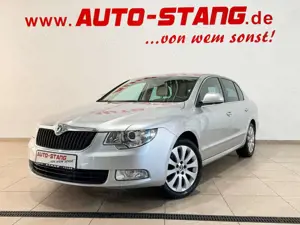 Skoda Superb Elegance*SCHECKHEFT+NAVI+SR/WR+TEMPOMAT*
