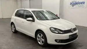 Volkswagen Golf VI 1.2 TSI Team DSG *BiXenon*Navi*SHZ*