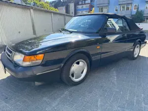 Saab 900