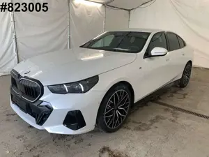 BMW 520 d M SPORT PRO DRIVE+|20"|360° | HUD | ICONIC