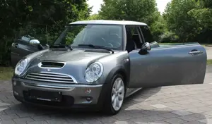 MINI One Cooper S Sondermodel