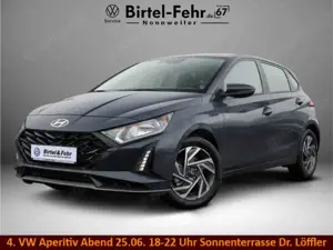 Hyundai i20 Wave 1.0 T-GDI DCT Navi Kamera AHK Vorbereitung
