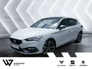 SEAT Leon 1.4 TSI FR e-Hybrid ACC LED PANO 18"-LM
