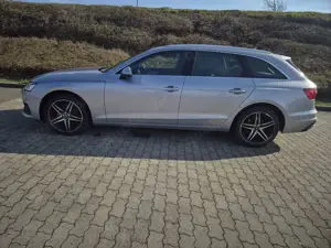 Audi A4 Avant 2.0 TDI S tronic