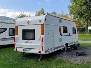 Caravans-Wohnm Bürstner Premio 495 TK
