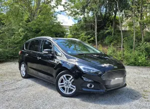 Ford S-Max S-Max 2.0 TDCi Titanium - AWD/AHK/7-Sitze