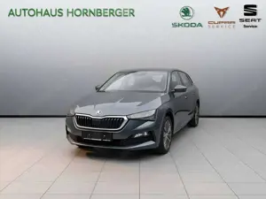 Skoda Scala Clever 1.0TSI 110PS NAVI 17" Alufelgen LED PDC vorne u. hinten Kamera el. Heckklappe Neb