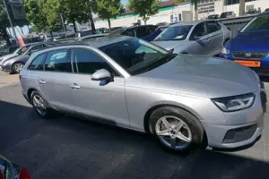 Audi A4 Avant 30 TDI  Automatic