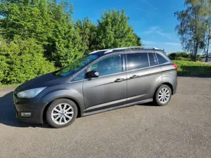 Ford Grand C-Max Titanium