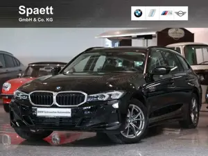 BMW 320 d xDrive Tour. AHK HarmKar. Memo. LED LKHZ