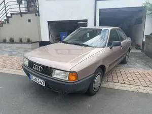 Audi 80