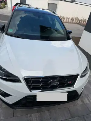 SEAT Arona FR
