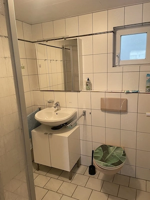 Einliegerwohnung 48qm Teilmöbliert Wm 700  + Strom