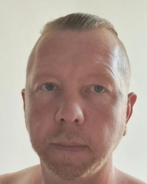 Gesucht wird die Frau von nebenan. 